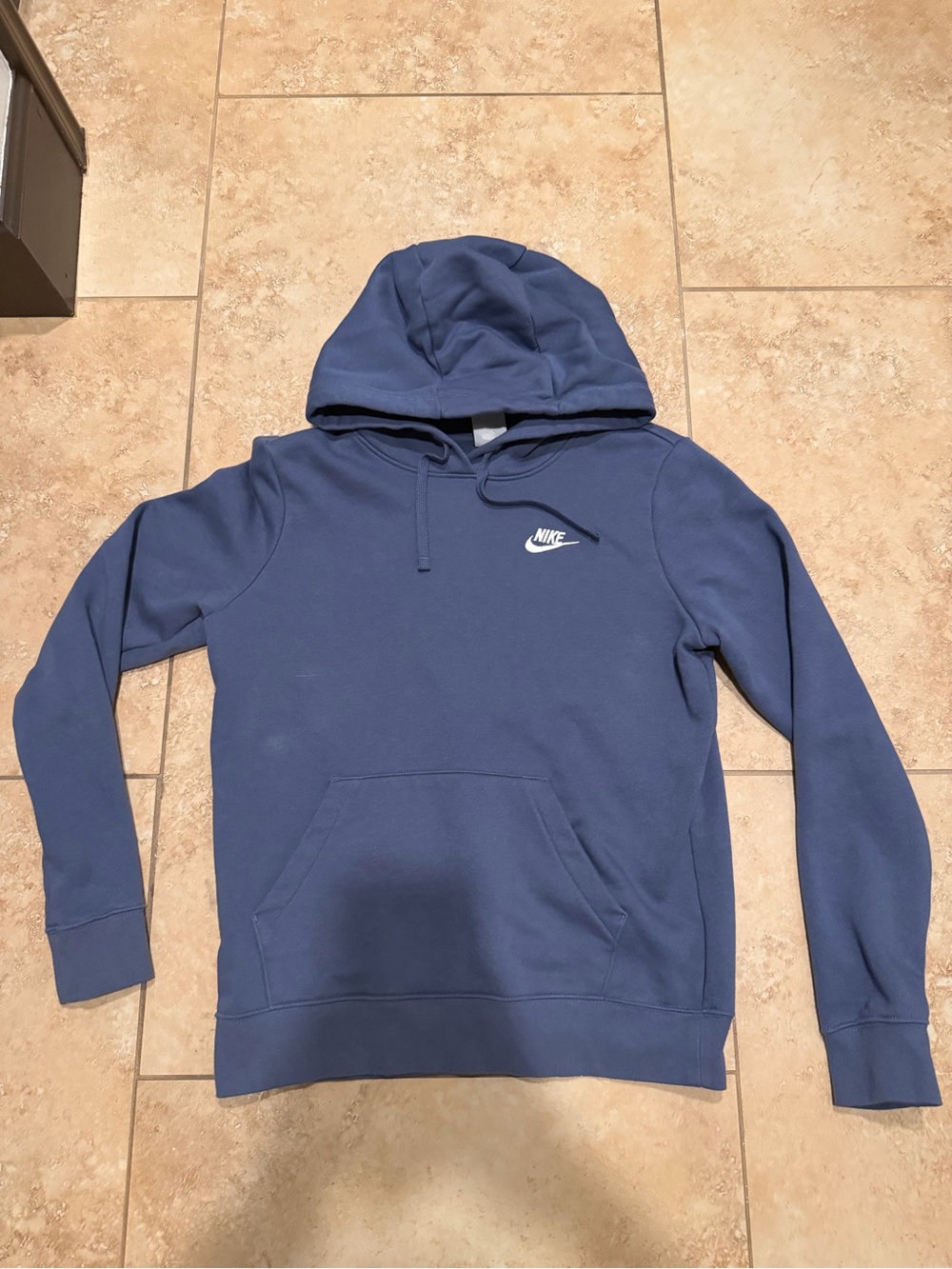 Nike Men's Navy Blue Pullover Hoodie with White Swoosh